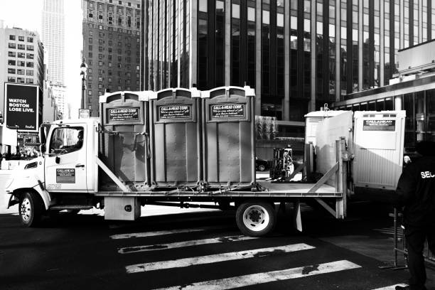 Best High-end porta potty rental  in Cary, IL